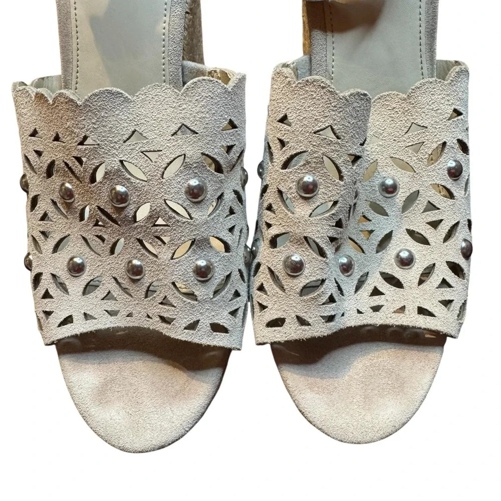 Marc Fisher‎ Shoes Womens Size 11M Beige Suede Studded Wedge Sandals Espadrille